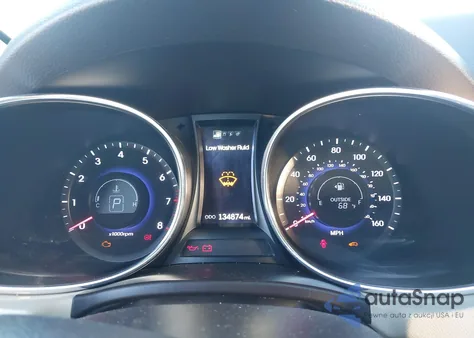 2013 Hyundai Santa Fe Sport 2.0T z USA, uszkodzony, nr VIN 5XYZUDLAXDG107287